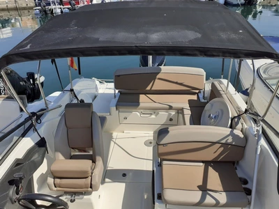 Boote mit Führerschein / F675 Cruiser (8p)