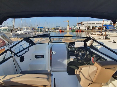 Boote mit Führerschein / F675 Cruiser (8p)