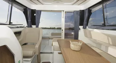 Boote mit Skipper / JA780 Antares (6p)