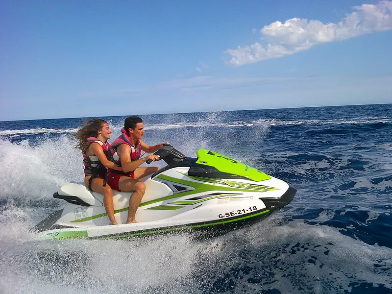 Jet-ski tour & rental / Jet-ski with licence