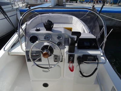 Boote mit Skipper / S057 Smile-7 (6p)